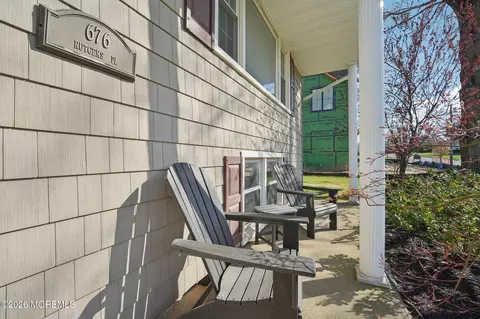 Exterior - 676 Rutgers Pl, Paramus, NJ 07652 photo 1 of 7