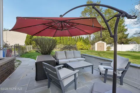 Exterior - 676 Rutgers Pl, Paramus, NJ 07652 photo 3 of 7
