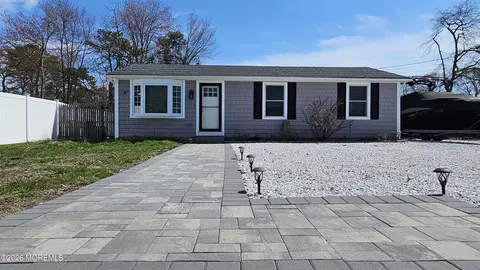 1141 Cape May Dr, Forked River, NJ 08731