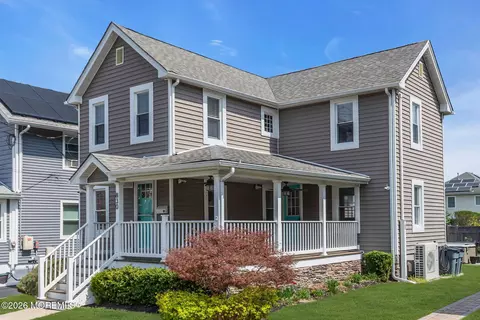 830 Dunlewy St, Asbury Park, NJ 07712