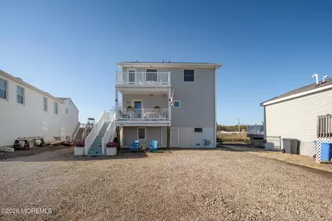 1255 W Mallard Dr, Manahawkin, NJ 08050