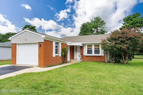 54 Columbus Blvd, Manchester, NJ 08759