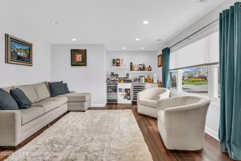 Living - 933 Montauk Dr, Forked River, NJ 08731 photo 1 of 2