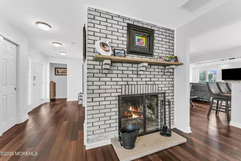 Entry Way - 933 Montauk Dr, Forked River, NJ 08731 photo 4 of 5