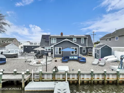 Exterior - 933 Montauk Dr, Forked River, NJ 08731 photo 4 of 5