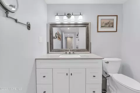 Bath - 933 Montauk Dr, Forked River, NJ 08731 photo 5 of 6