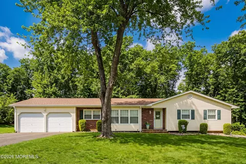 741 Revere Dr, Brick, NJ 08724