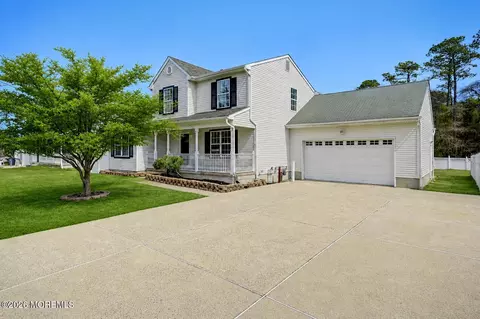 821 Bunnell St, Lanoka Harbor, NJ 08734
