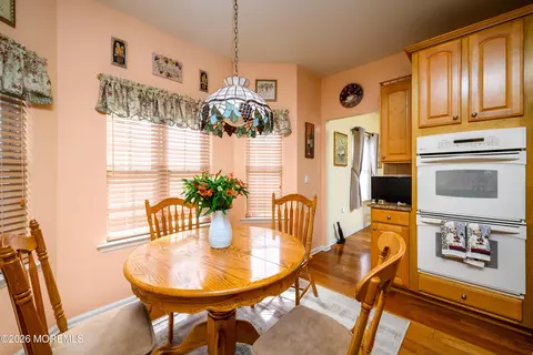 Kitchen - 81 Pancoast Rd, Waretown, NJ 08758 photo 3 of 5