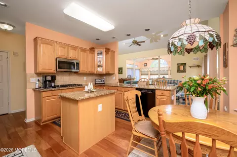 Kitchen - 81 Pancoast Rd, Waretown, NJ 08758 photo 1 of 5