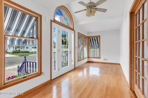 308 Baltimore Ave, Point Pleasant Beach, NJ 08742