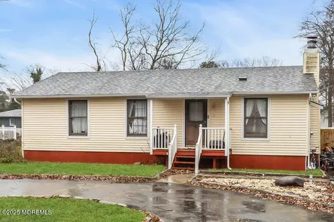 6 Mizzen Way, Waretown, NJ 08758