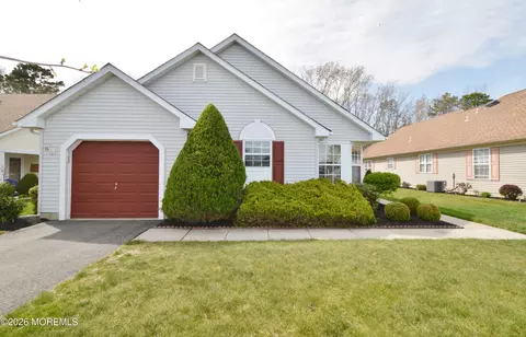 3617 Vicari Ave, Toms River, NJ 08755