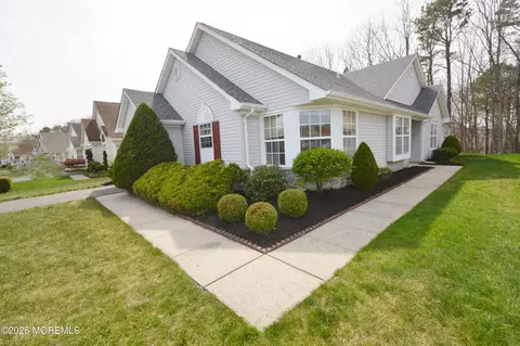 3617 Vicari Ave, Toms River, NJ 08755