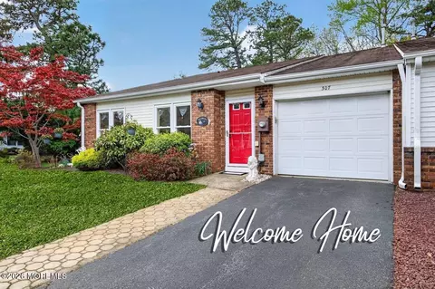 307 Joseph Dr, Lakewood, NJ 08701