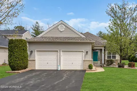 54 Eleanor Rd, Manchester, NJ 08759