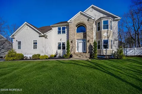 435 Vath St, Jackson, NJ 08527
