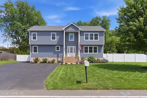 83 Whitesville Rd, Jackson, NJ 08527