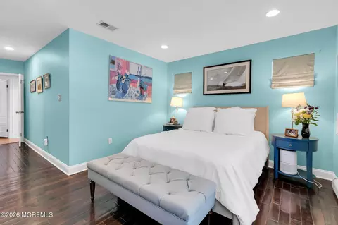 Bedroom - 39 Allen St, Rumson, NJ 07760 photo 2 of 4