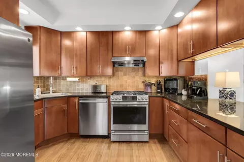 Kitchen - 39 Allen St, Rumson, NJ 07760 photo 1 of 1