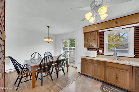 Dining - 865 Pershing Ave, Brick, NJ 08723 photo 3 of 4