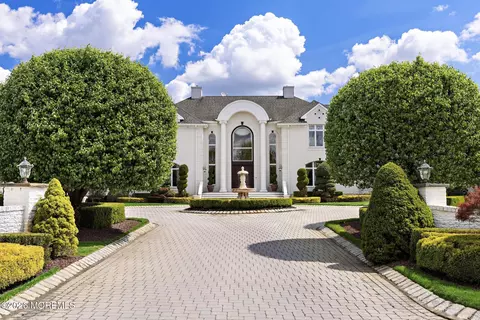 15 Deputy Minister Dr, Colts Neck, NJ 07722