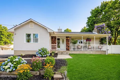 1932 11th Ave, Toms River, NJ 08757