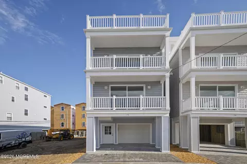 56 Franklin Ave, Seaside Heights, NJ 08751