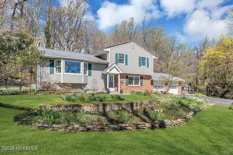 74 Southview Ter N, Middletown, NJ 07748