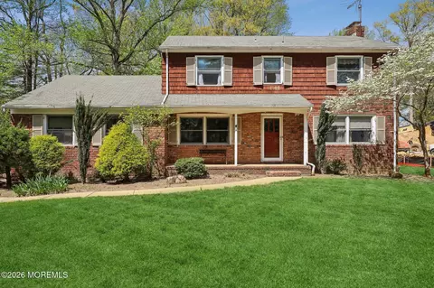 38 Crine Rd, Morganville, NJ 07751