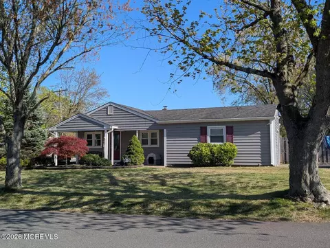 146 Club House Rd, Brick, NJ 08723