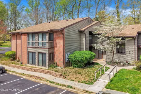 42 Medford Ct, Red Bank, NJ 07701