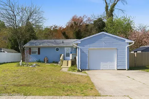 1242 Cattus Island Blvd, Toms River, NJ 08753
