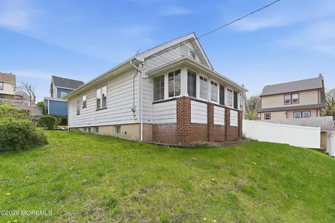 52 Nolton St, Belleville, NJ 07109