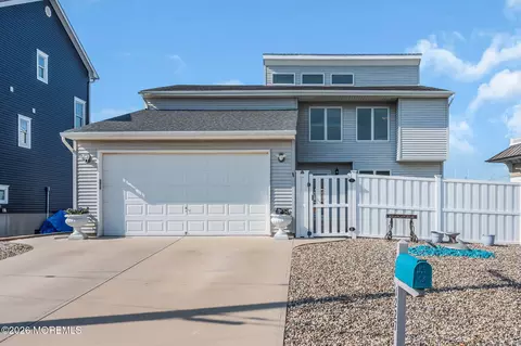 1227 Varuna Dr, Forked River, NJ 08731