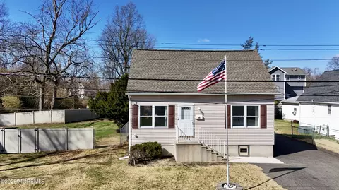 19 Marlin Ave, Pequannock, NJ 07440
