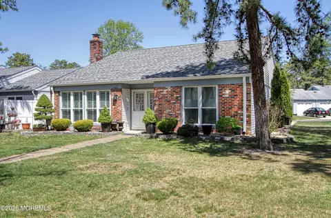 707 Wooton Ct #C, Manchester, NJ 08759
