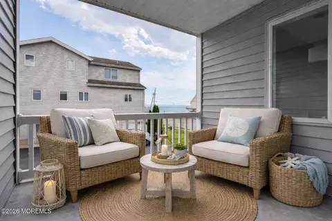 Exterior - 105 Atlantic Ave, Waretown, NJ 08758 photo 1 of 2