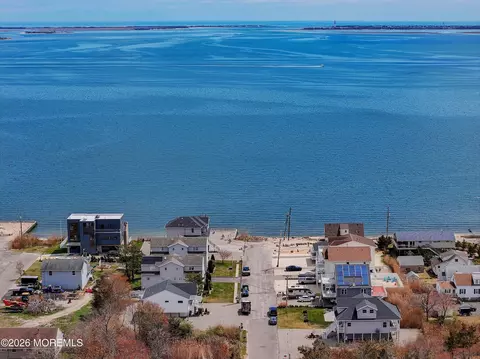 View/Area - 105 Atlantic Ave, Waretown, NJ 08758 photo 3 of 7