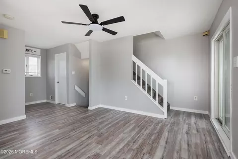 Living - 105 Atlantic Ave, Waretown, NJ 08758 photo 5 of 7