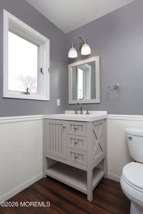 Bath - 105 Atlantic Ave, Waretown, NJ 08758 photo 1 of 3