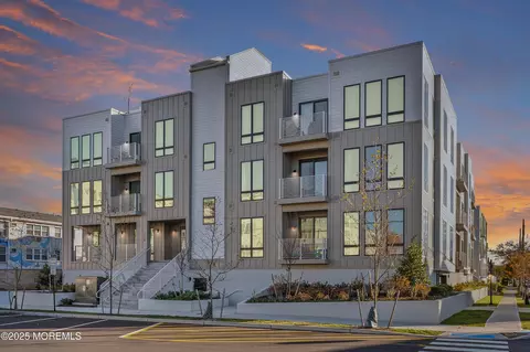 218 3rd Ave #306, Asbury Park, NJ 07712