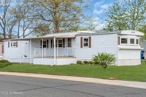 845 Anvil Way, Toms River, NJ 08755