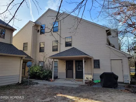 1103 Poppy Pl, Jackson, NJ 08527