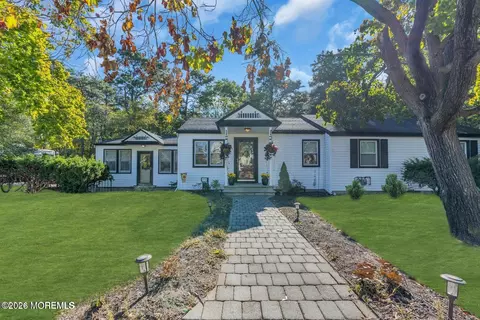 370 16th Ave, Brick, NJ 08724