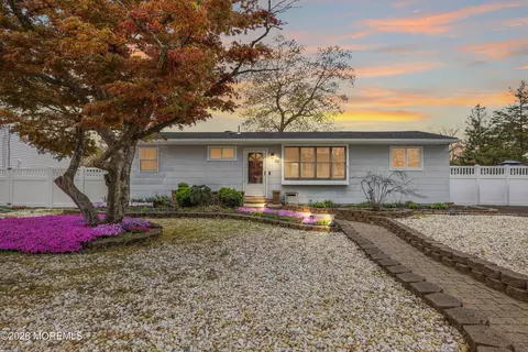 36 Bay Laurel Dr, Brick, NJ 08723