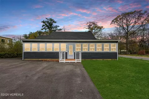 506 Lloyd Rd, Toms River, NJ 08753