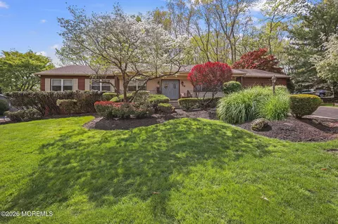 38 Ruby Dr, Morganville, NJ 07751