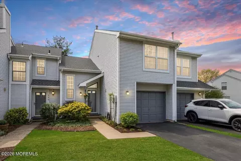 119 Malibu Dr, Eatontown, NJ 07724