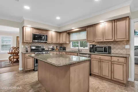 2 Surrey Ct, Forked River, NJ 08731 photo 12